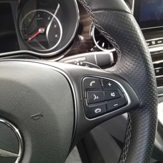 Mercedes-Benz Clase V 2022 BURMESTER
