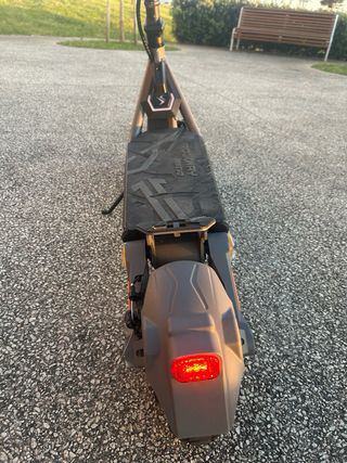 Patinete Eléctrico SmartGyro Rockway telefono