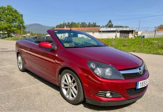 Opel Astra Twintop Cosmo