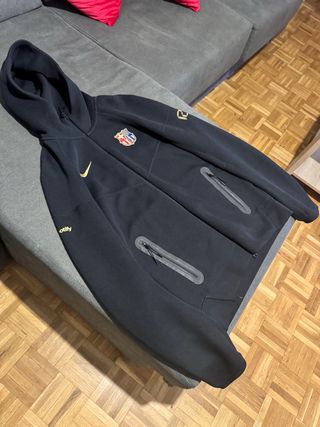 Nike Tech FC Barcelona Negra y Dorada