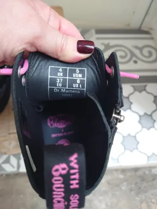 Botas Dr Martens Plataforma Studded Pink Laces