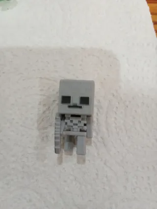 Figura Minecraft Kinder Sorpresa