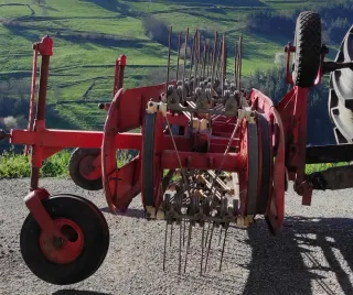 Volvedora agrícola