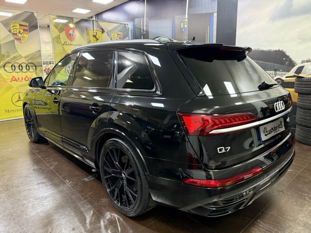 Audi Q7 2021