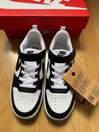 Zapatillas Nike niño/niña blancas y negras