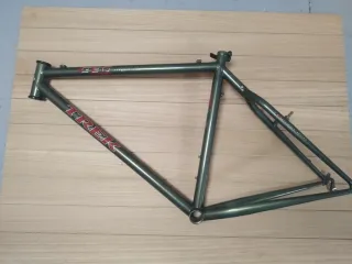 Cuadro Trek 930 y accesorios Originales