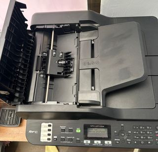 Impresora Brother MFC-L2710DW Multifunción