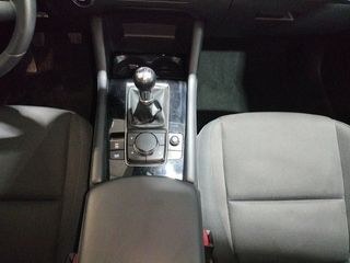 Mazda 3 2.5L E-SKY G MHEV 103kW Prime-line