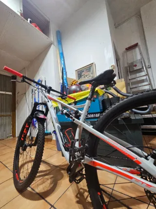 Bicicleta BH Lynx Race