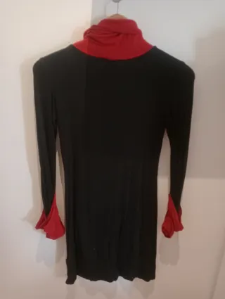 Vestido negro y rojo mujer