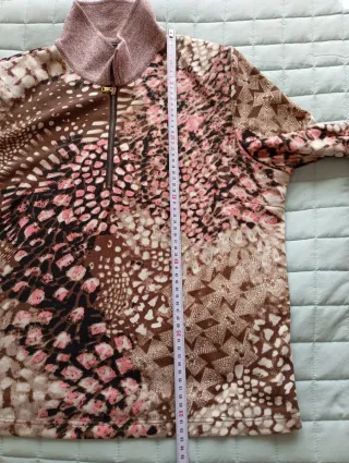 Jersey estampado con cremallera