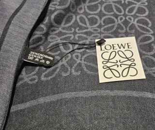 Estola/Bufanda Loewe Gris