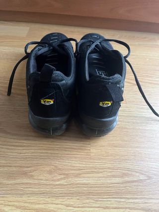 Nike Vapormax Plus Talla 43 Negras