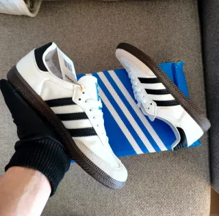 Adidas Samba OG Blancas y Negras
