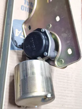 Equipo motor limpiaparabrisas Ebro P112-137-160