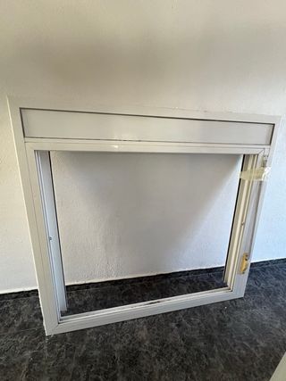 ventana corredera con persiana