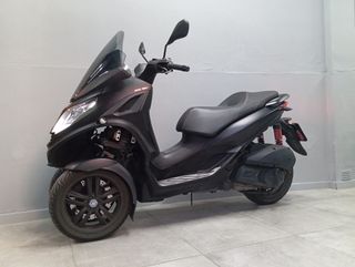 Piaggio MP3 300 HPE Negro