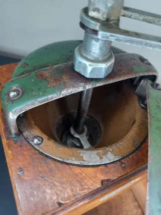 Antiguo Molinillo Peugeot Verde - 100% Original