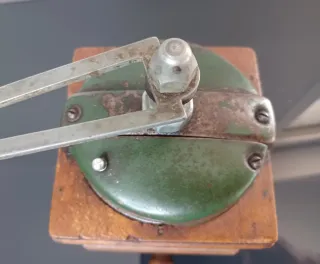 Antiguo Molinillo Peugeot Verde - 100% Original