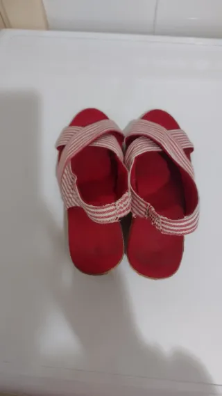 Sandalias mujer rojas y blancas numero 40