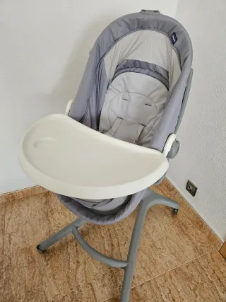 Chicco Baby Hug 4 en 1 + Kit Comida