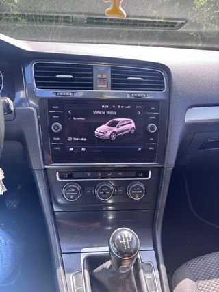 Volkswagen Golf 7 ( negociable)
