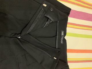 Cinque pantaloni Zara