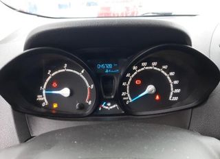 Ford Transit Courier 2021