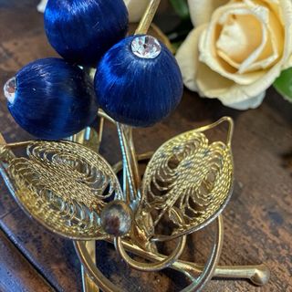 Spilla vintage filigrana con ribes anni 50 60