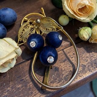 Spilla vintage filigrana con ribes anni 50 60