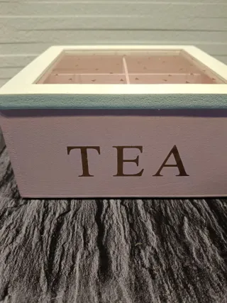 Caja de té de madera con tapa de cristal
