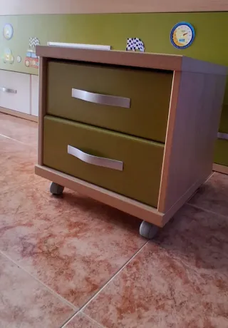 Estantería juvenil madera y verde