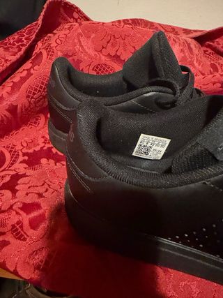 Scarpe Adidas nere uomo/donna