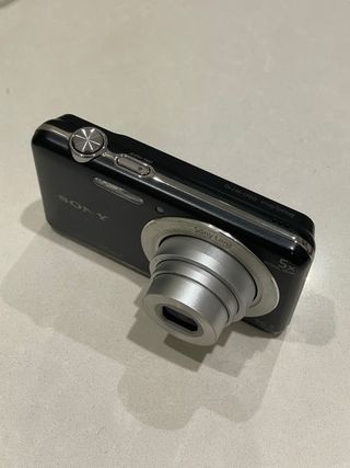 Sony DSC-W710 Cámara Digital y batería original