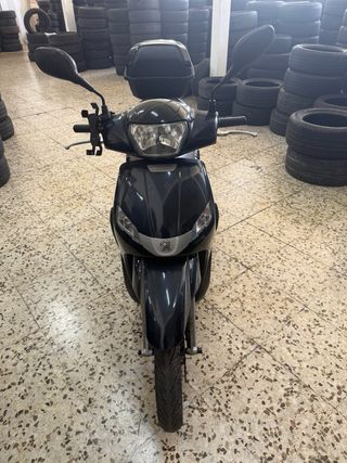 Peugeot Tweet 50cc Scooter Negra