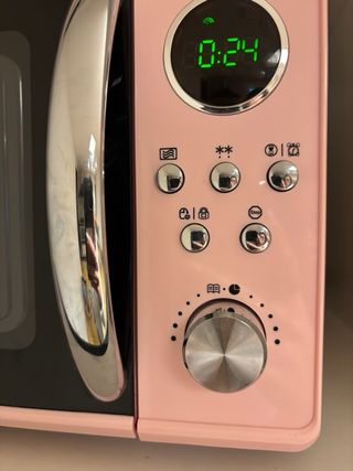 Microondas rosa pastel