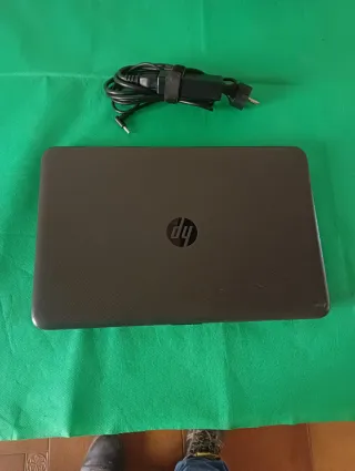 Portátil HP AMD 12GB RAM 500GB HDD