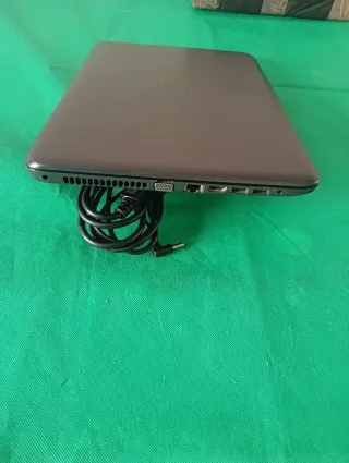 Portátil HP AMD 12GB RAM 500GB HDD