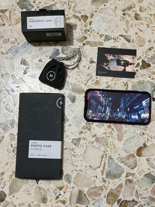 Cover iPhone XS + Lente Anamorfica Moment