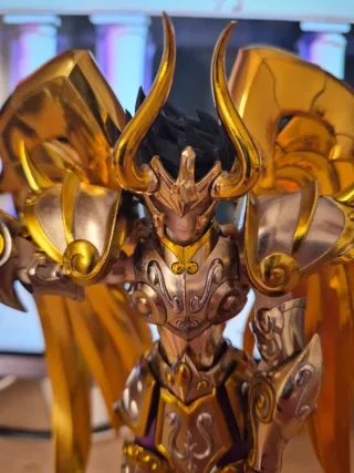 Figura Saint Seiya shura de Capricornio bandai