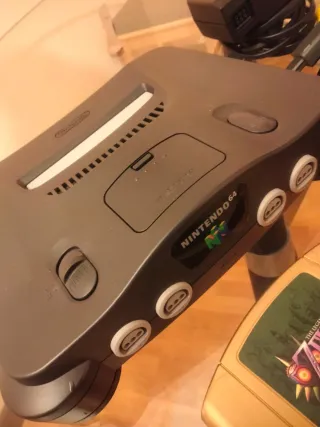 Nintendo 64 + Zelda Majora's Mask e Ocarina of Time