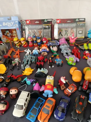 Lote de juguetes variados