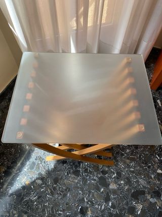 Mesita auxiliar ikea EKEBERG