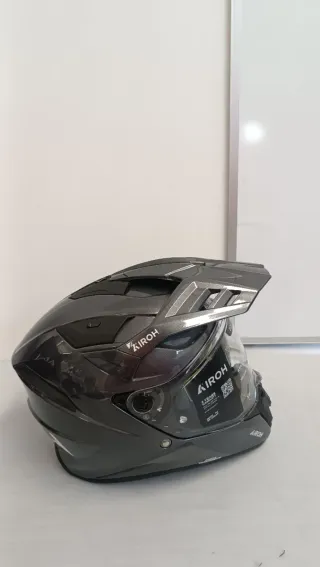 Casco Airoh Talla M 57-58CM W30Y1220