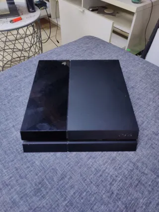 PS4 500GB con Mando