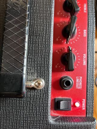 Amplificador Vox Pathfinder Bass 10