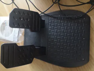 Volante Ferrari GT Experience Thrustmaster