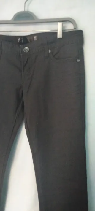 Pantalón mujer Bershka T38 marrón