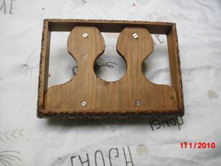Atril de mesa de madera tallada