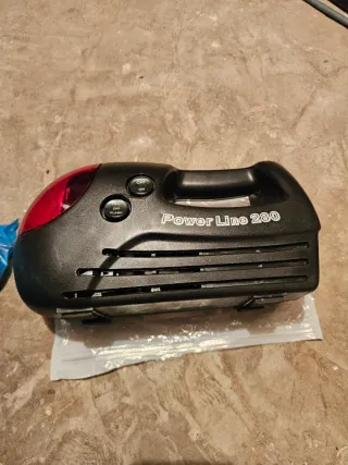 Compresor Linterna Coche Power Line 280 PSI